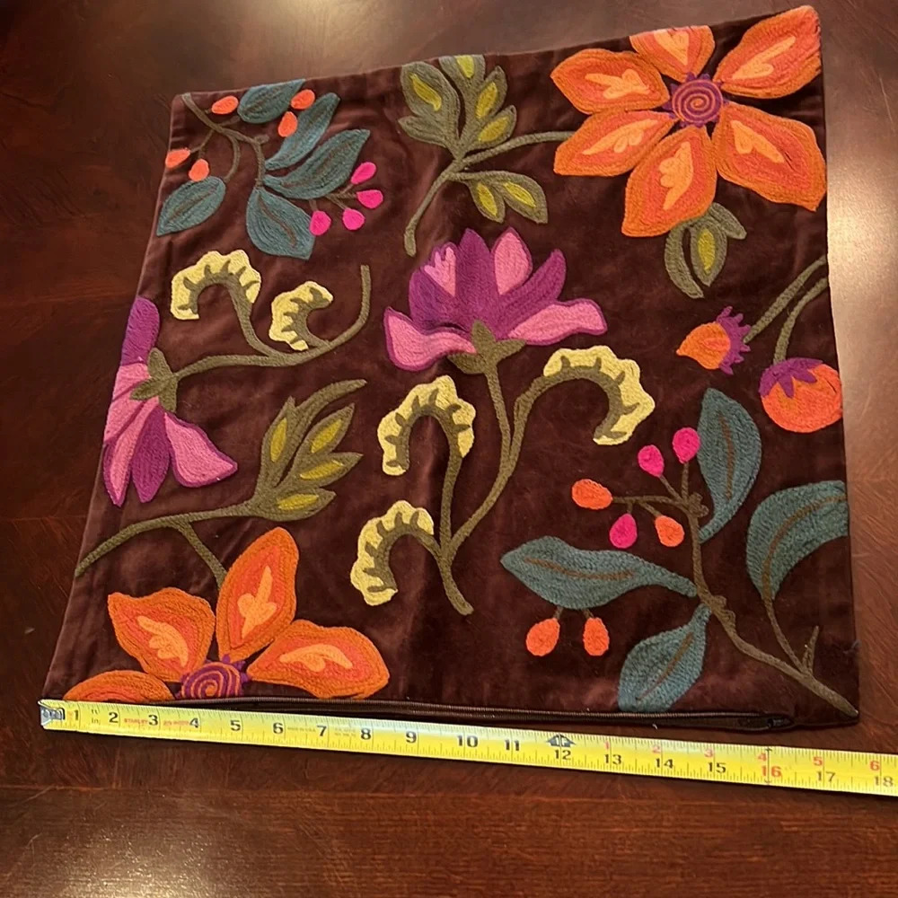 New Crate & Barrel browns velvet pillow cover floral embroidered 17.5”x17.5”